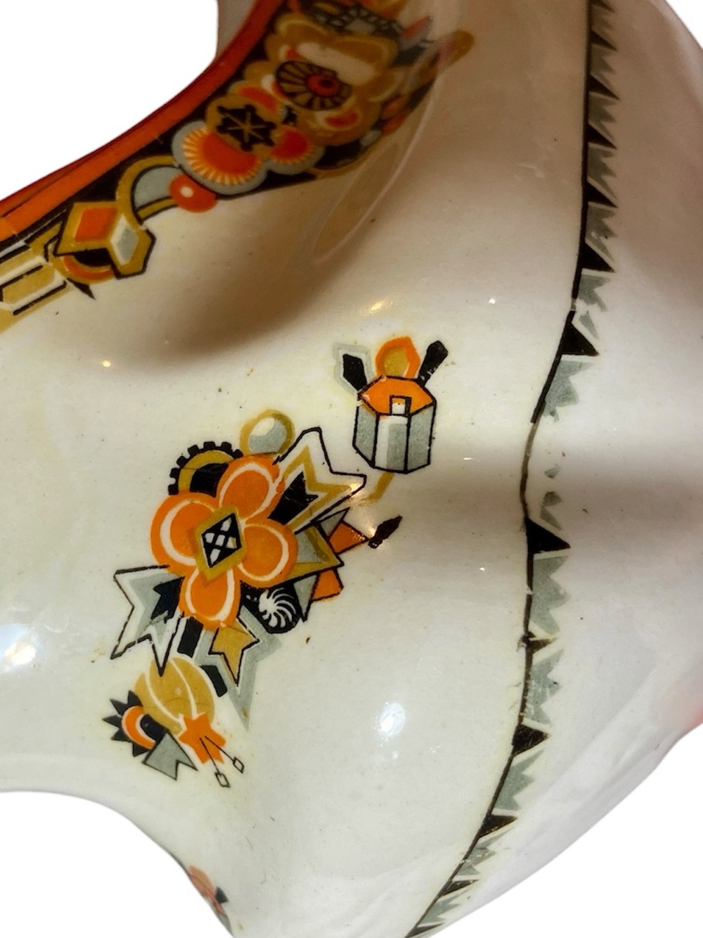 Vintage Porcelain Gravy Boat Orange and Black Halloween Decor - Picture 5 of 9